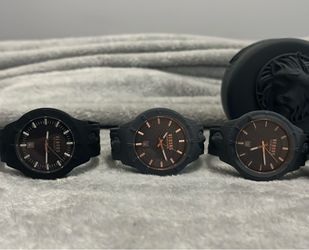 Men’s 3 pairs of Versus V Watches New with No Batteries
