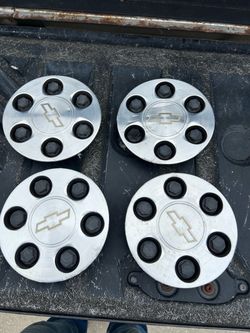 2004 Chevrolet Avalanche/Silverado OEM Alloy wheels