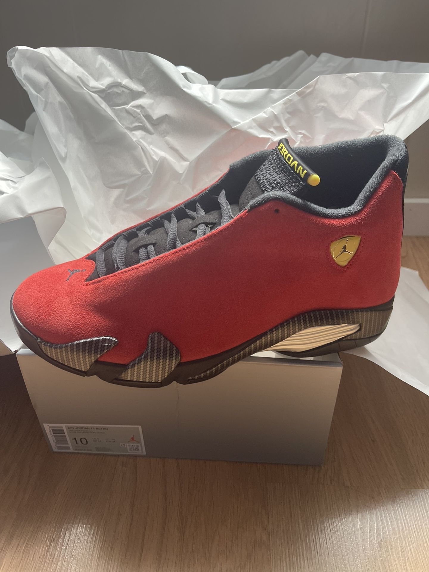 Air jordan Retro 14 Ferrari Sz10