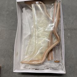 Boots Clear With Zipper Back Size 8