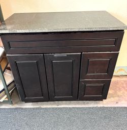 Bathroom vanity cabinet and countertop combo $150 must pick up