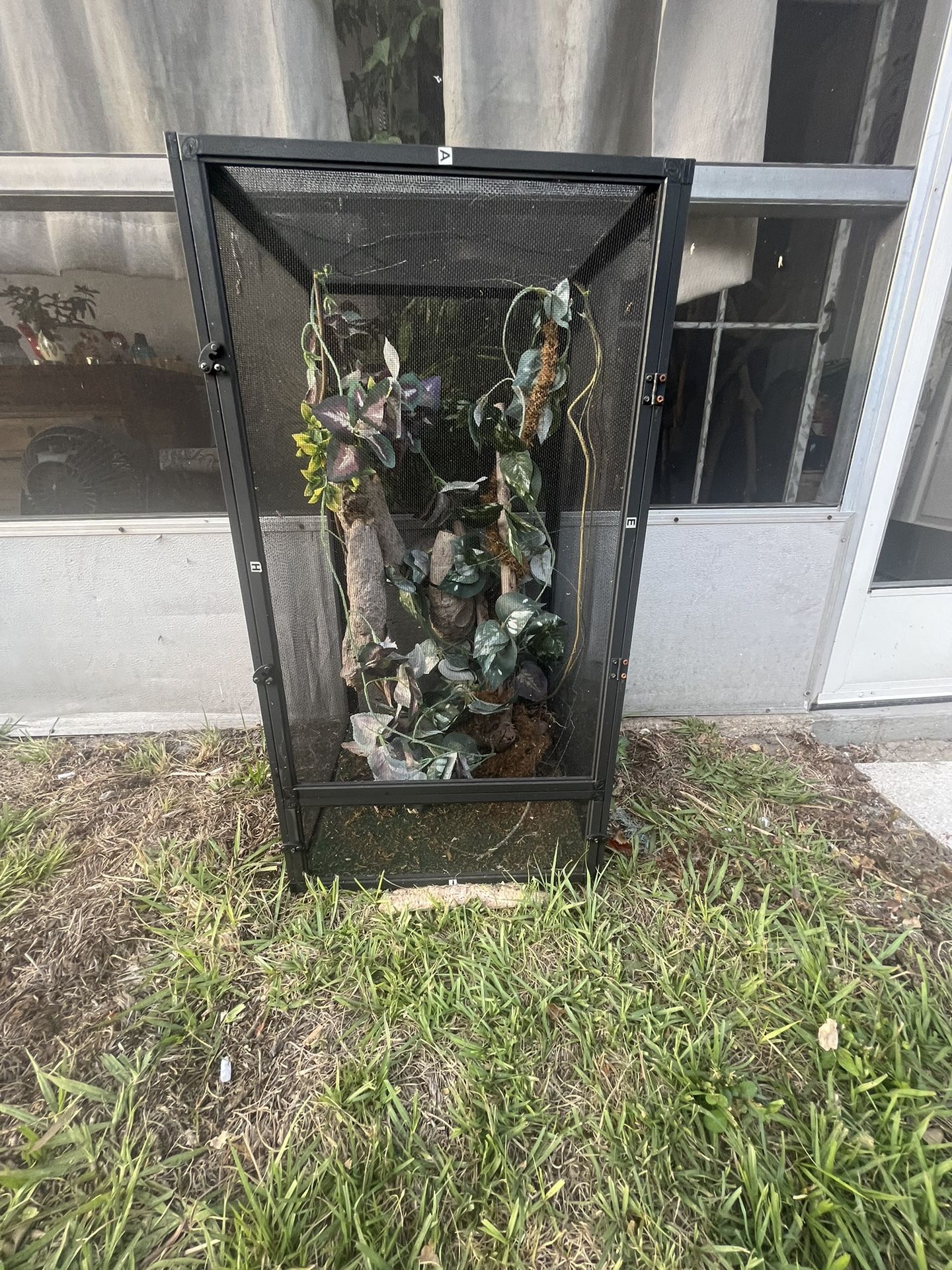 Reptile Cage