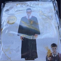 Gryffindor Robe - Adult Size 