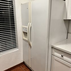 Side-By-Side Refrigerator