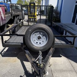 Trailer 5’ x 10’