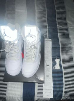 Jordan 5 white metallic ( April 25th release)