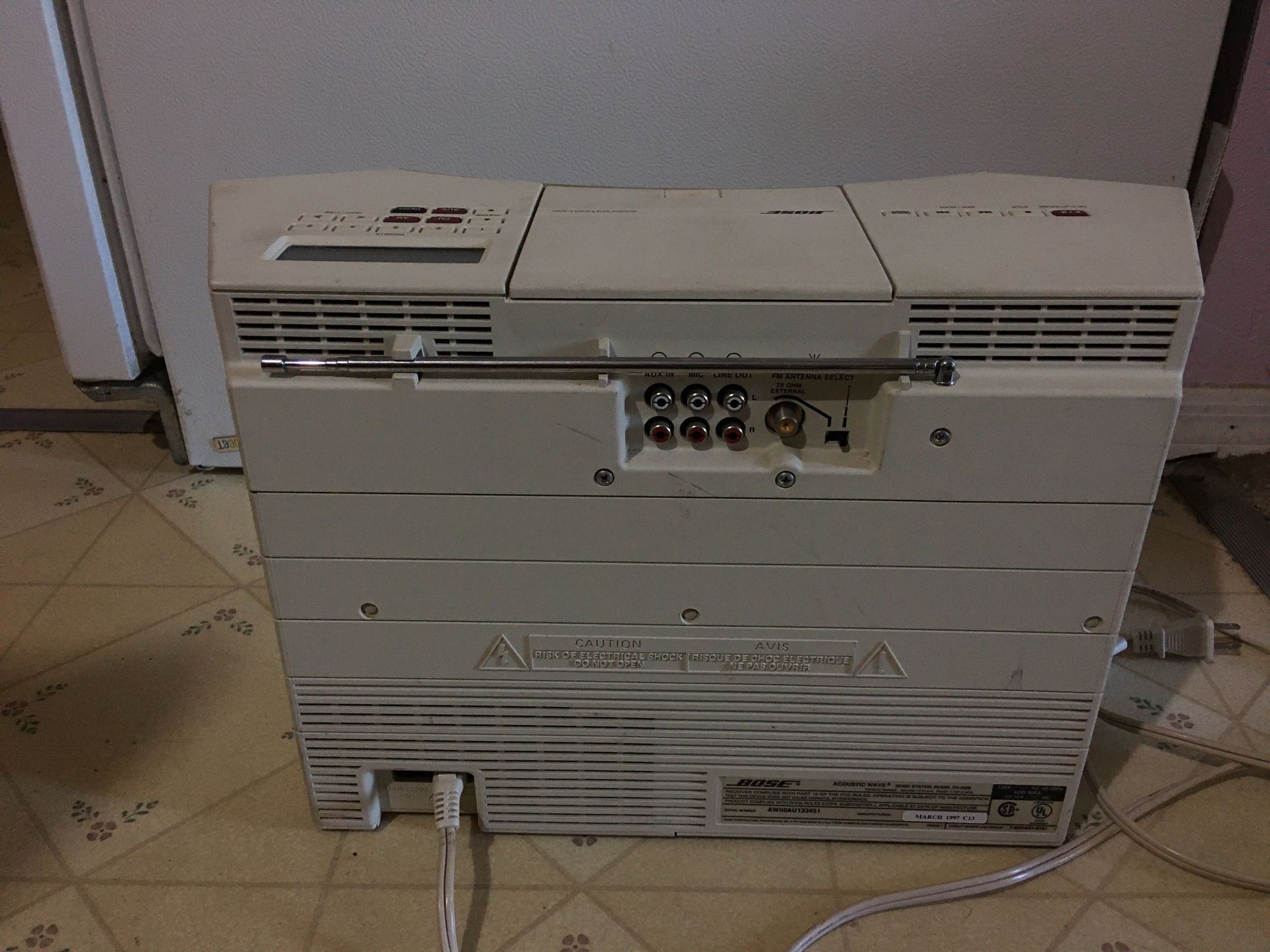Bose acoustic wave music system model cd3000 for Sale in Cornelius, OR