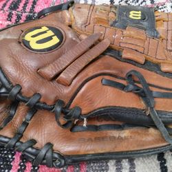 Wilson A500 Baseball Glove 