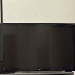 3 Sony Smart TVs
