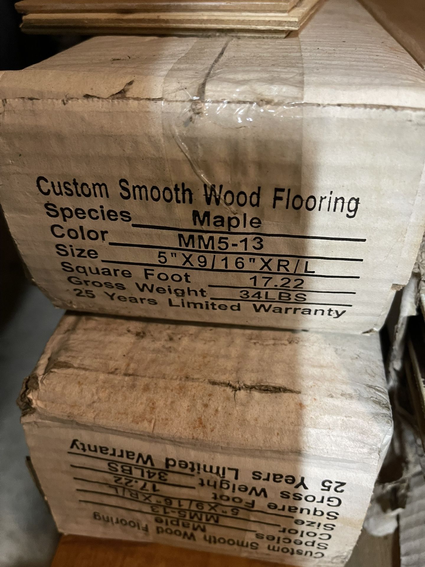Maple Color olor MM5-13 Size Square Foot 5" X9/16"XR/L 17.22 Gross Weight 34LBS