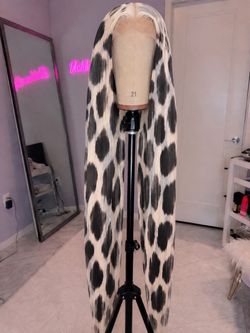 🤍🖤 30” Black & White Dalmatian Print Wig 🖤🤍