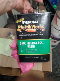 1 Gallon Evercoat Automotive PlasticWorks SMC Fiberglass Resin Filler like Bondo for plastic