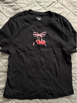 Crop top size medium
