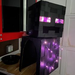 Minecraft Enderman Halloween Costume / Cosplay
