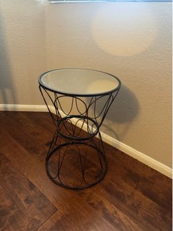 Wire Hourglass Side Table w/ Mirrored Top