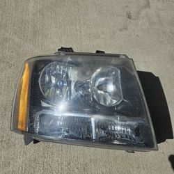 2012 Chevy avalanche, headlights LTZ