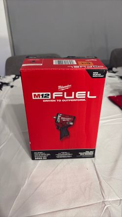 BRAND NEW Milwaukee M12 Fuel Impact Wrench 3/8” Stubby