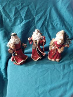 Midwest Figurines Santa Clauses