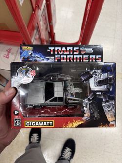Hasbro transformers back to the future 40th anniversary gigawatt