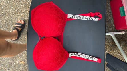 Victoria's Secret Red Lace Bra