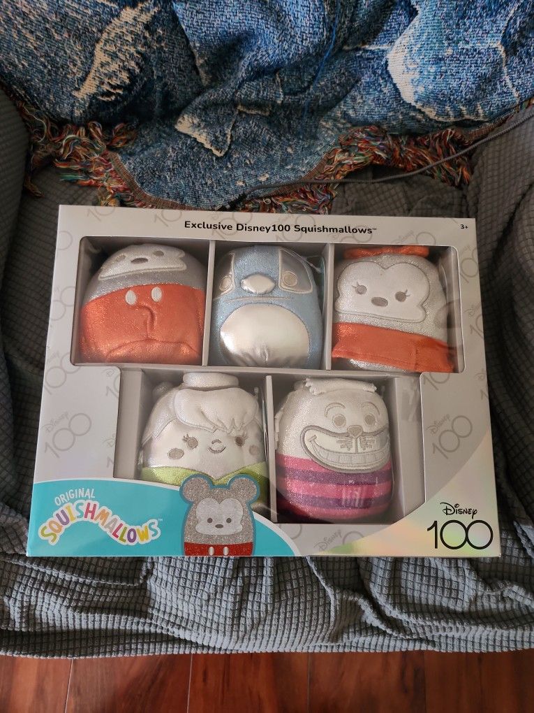 Exclusive Disney 100 Squishmallows