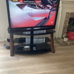 55” Vizio Tv With Swivel Stand
