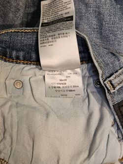 Denizen by Levis Men's 232 Slim Straight Fit Jeans 36x30 Stretchy Light  Wash for Sale in Glendora, CA - OfferUp