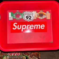 Trays 
