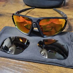 Oakley Field Jacket With 2 Prizm Lenses