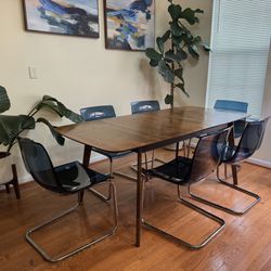 Dining Table + 6 Chairs (Like New) BEST OFFER 