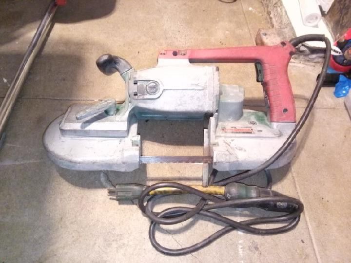 Milwaukee Bandsaw