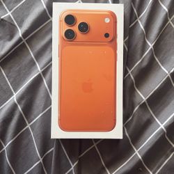 iPhone 27 Pro Max Cosmic Orange 