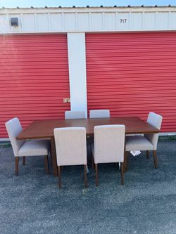 Thomasville Whidbey Dining Table and 6 Chairs