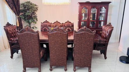 Dinning table