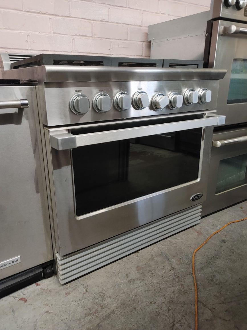 DCS 36 stainless steel six burner range stove