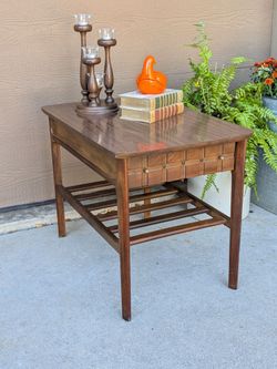Beautiful Mid Century Modern Mersman Side Table #8167 with drawer and slanted shelf.