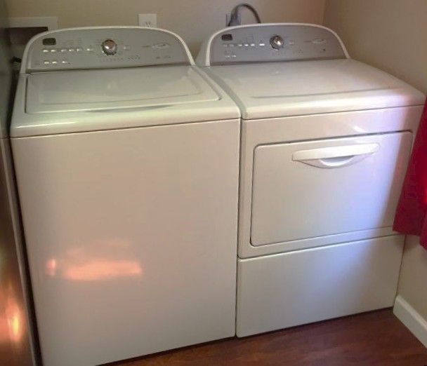 Washer Dryer Set from GE