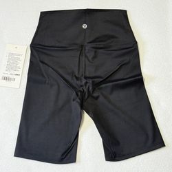 Lululemon Shorts Black Size 4