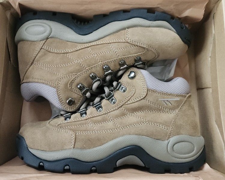 New Womens Hiking Boots 