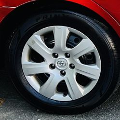 2007 - 2011 Camry Hubcaps