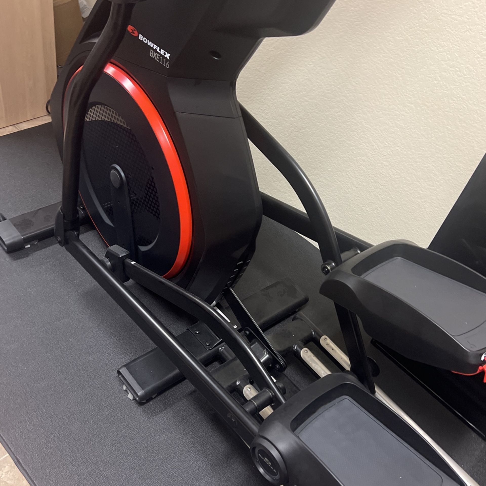 Bowflex BXE116 Elliptical for Sale in Plano, TX OfferUp