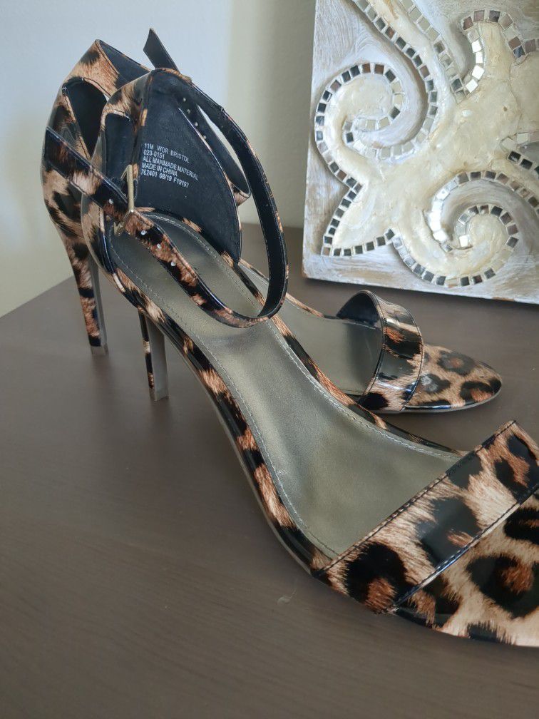 Patent Leather Leopard Print Worthington Heels Size 11