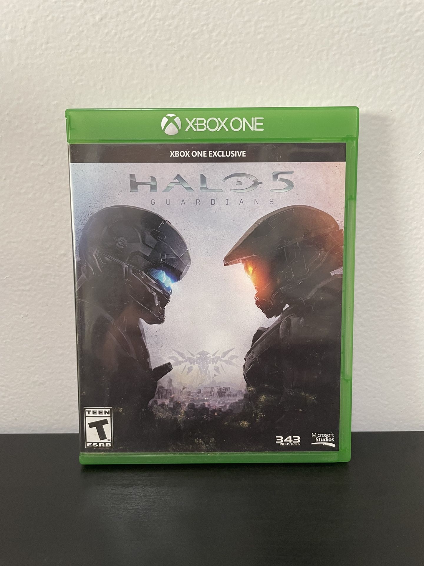 Halo 5 Guardians Xbox One Video Game CIB Like New Microsoft Exclusive 2015