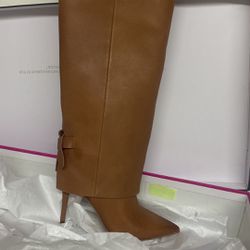Brand New Leather Vince Camuto Boots Size 7 M