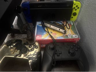 Nintendo Switch Bundle - 5 Games, Pro Controller, Extra Joy-Cons & Accessories