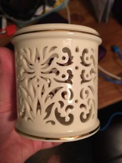 Lenox tea light candle holder