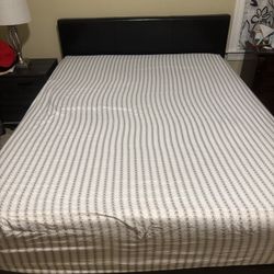 Queen Bed With Mattress 