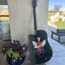 Eestaban Guitar And Case