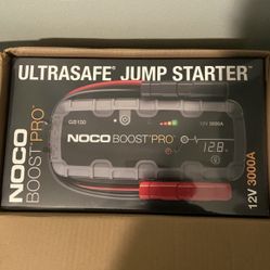 NOCO Boost PRO GB150 3000A UltraSafe Genius Lithium Jump Starter + GBC015 Case