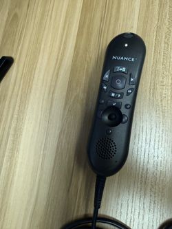 Dragon dictation microphone